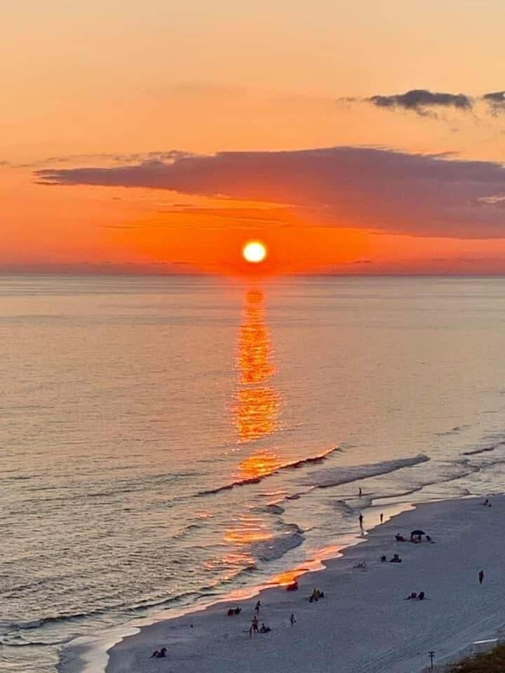 5 Star Resort 11Th Fl Stunning Sunrise 2Br 2Ba King Suite,Pools ,Shuttle Or Walk To Beach Destin Eksteriør billede
